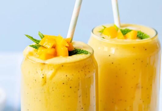 Smoothie met mango en passievrucht